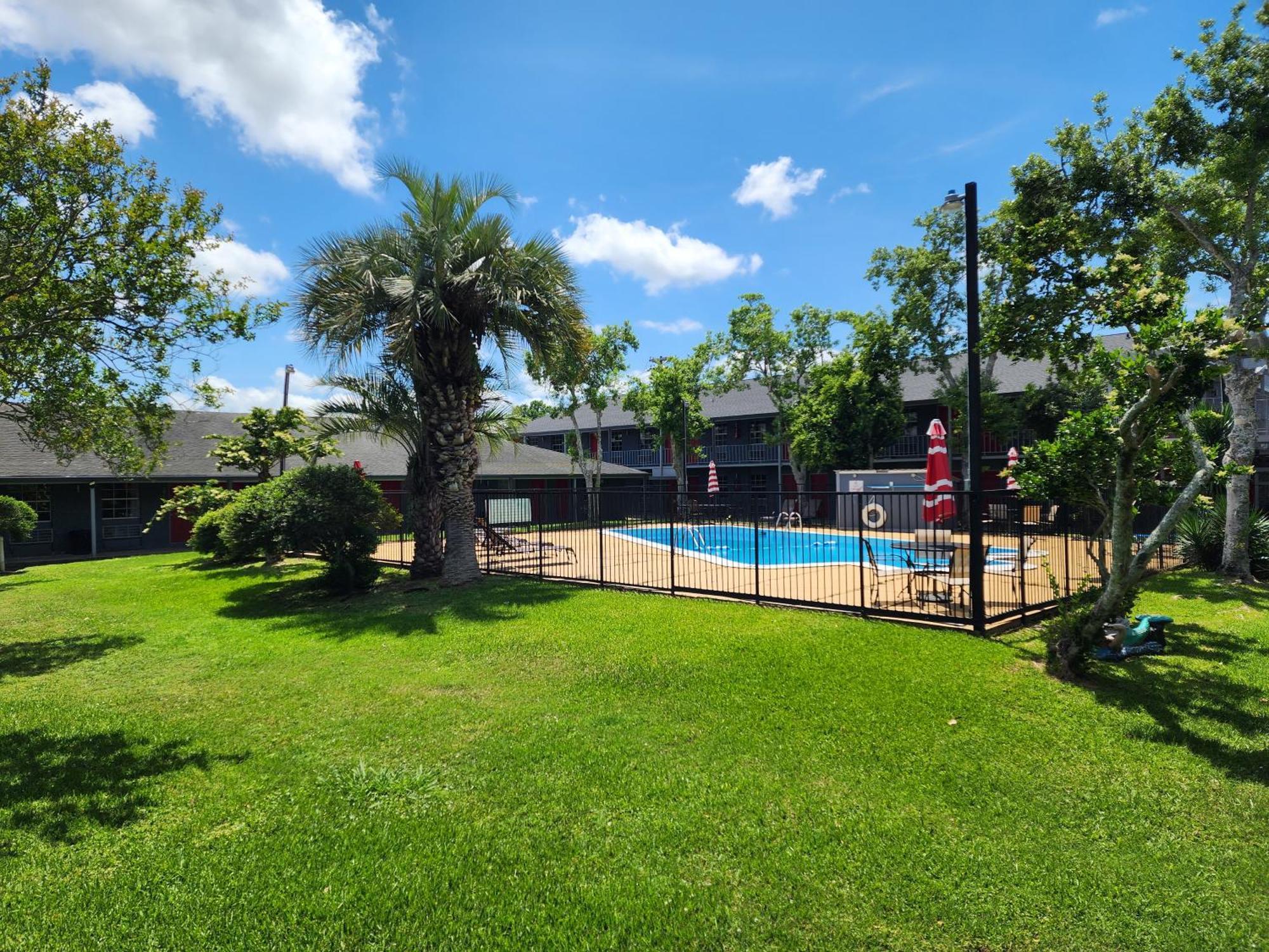 Red Carpet Inn - Houma Exterior foto